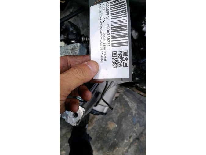 MOTOR CON ACCESORIOS Y CAJA DE CAMBIOS AUDI A3 2003