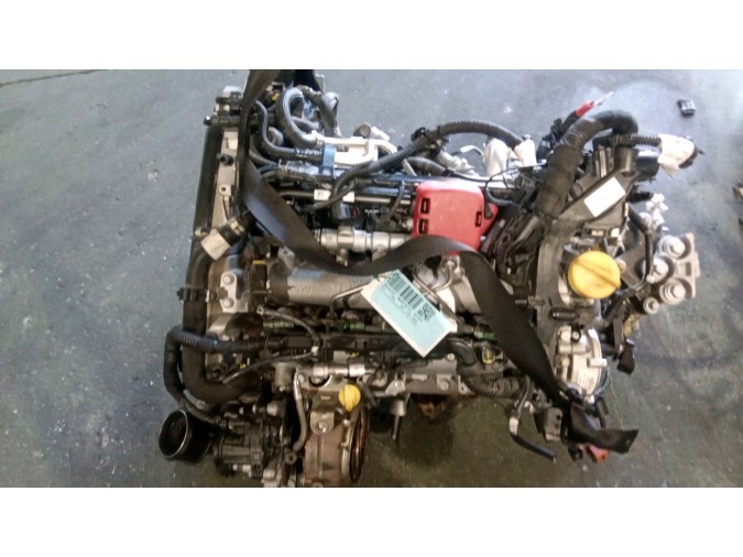 MOTOR CON ACCESORIOS SIN CAJA DE CAMBIOS FIAT TIPO