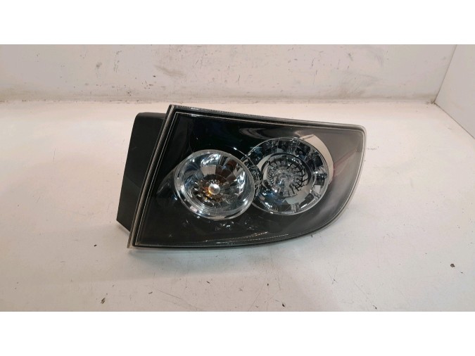 PILOTO TRASERO DERECHO MAZDA 3 2009