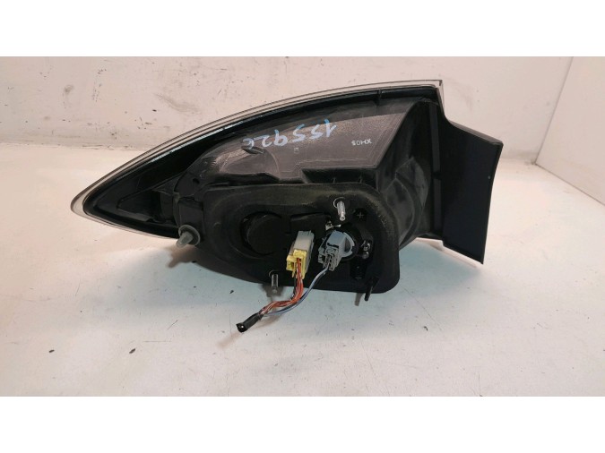 PILOTO TRASERO DERECHO MAZDA 3 2009