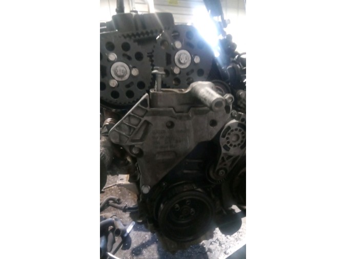 MOTOR CON ACCESORIOS Y CAJA DE CAMBIOS VOLKSWAGEN PASSAT 2007