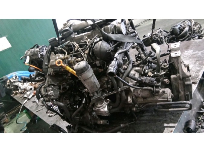 MOTOR CON ACCESORIOS Y CAJA DE CAMBIOS SEAT LEON 2002