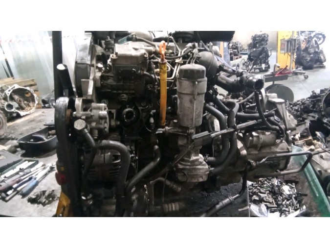 MOTOR CON ACCESORIOS Y CAJA DE CAMBIOS SEAT LEON 2002
