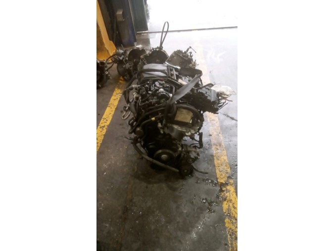 MOTOR CON ACCESORIOS SIN CAJA DE CAMBIOS CITROEN C4 PICASSO 2015