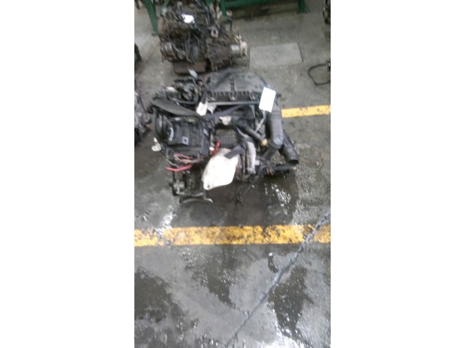 MOTOR CON ACCESORIOS SIN CAJA DE CAMBIOS CITROEN C4 PICASSO 2015