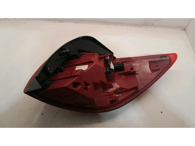 PILOTO TRASERO DERECHO KIA SPORTAGE 2012