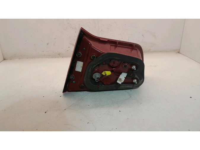 PILOTO TRASERO IZQUIERDO INTERIOR KIA SPORTAGE 2012