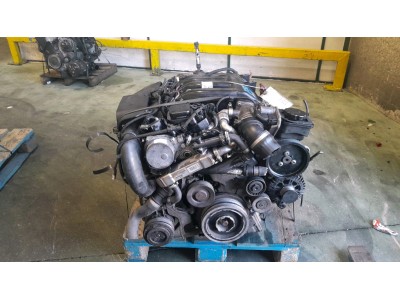MOTOR CON ACCESORIOS Y CAJA DE CAMBIOS BMW X3 2006