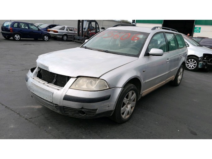 PORTON TRASERO VOLKSWAGEN PASSAT 2002