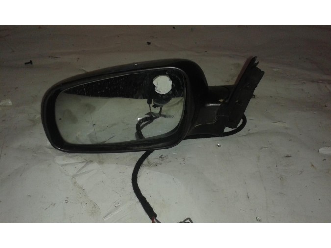 Retrovisor Izquierdo SKODA SUPERB 2002
