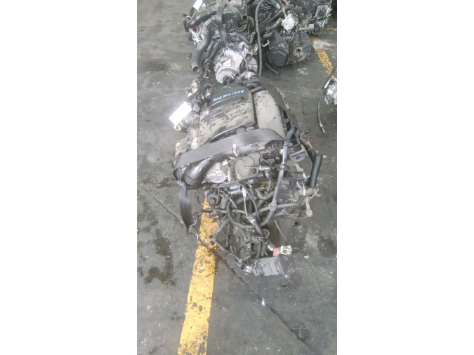 MOTOR CON ACCESORIOS Y CAJA DE CAMBIOS PEUGEOT 206 2005