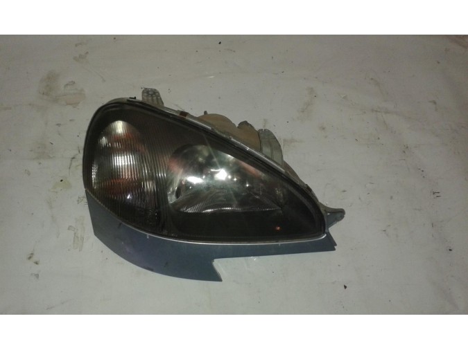 FARO DELANTERO DERECHO DAEWOO TACUMA 2003