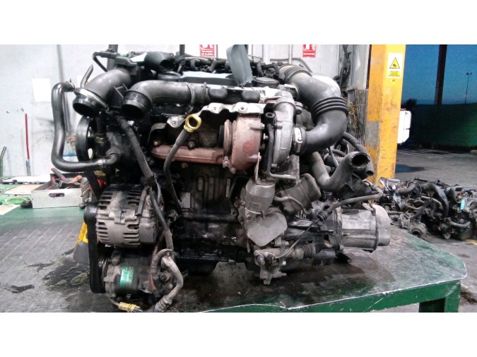 MOTOR CON ACCESORIOS Y CAJA DE CAMBIOS CITROEN XSARA PICASSO 2004