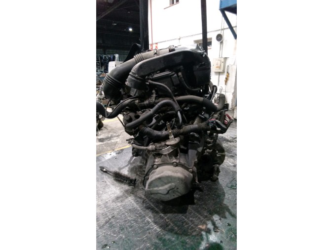 MOTOR CON ACCESORIOS Y CAJA DE CAMBIOS CITROEN XSARA PICASSO 2004