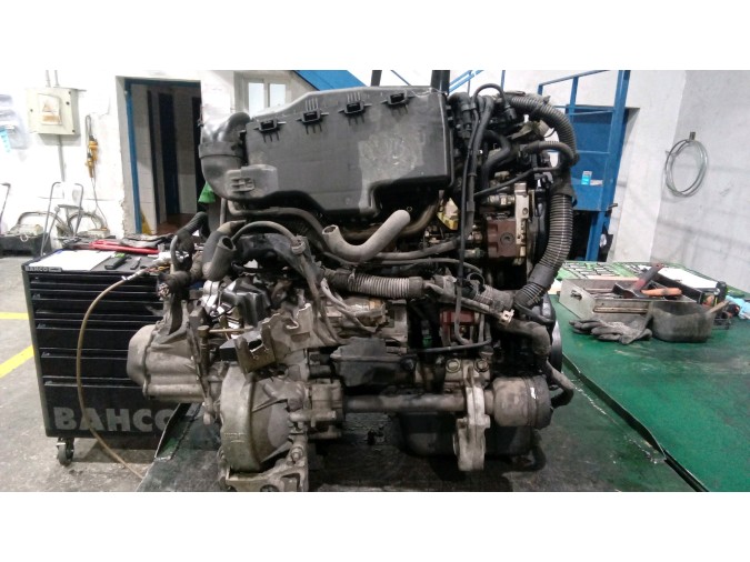 MOTOR CON ACCESORIOS Y CAJA DE CAMBIOS CITROEN XSARA PICASSO 2004
