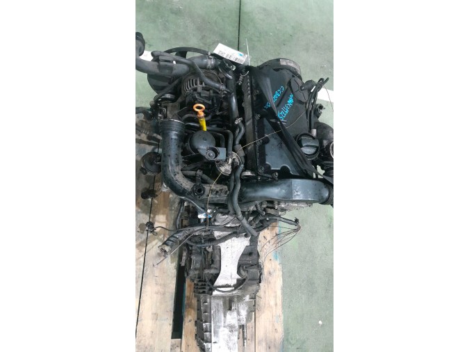 MOTOR CON ACCESORIOS Y CAJA DE CAMBIOS AUDI A4 2003