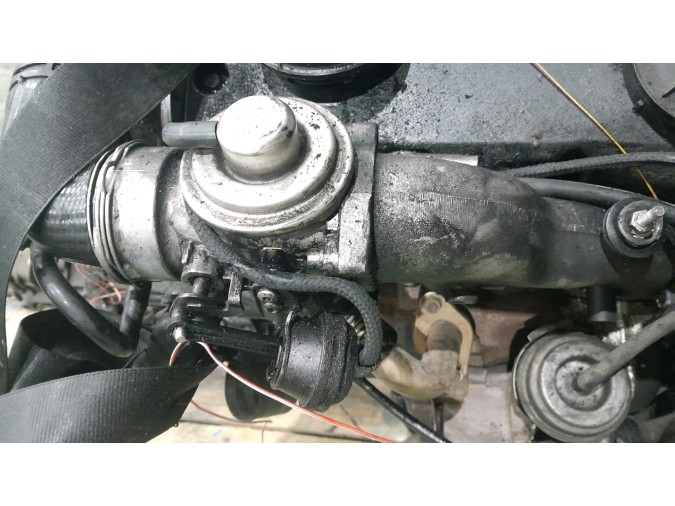 MOTOR CON ACCESORIOS Y CAJA DE CAMBIOS AUDI A4 2003