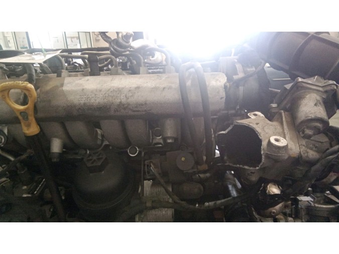 MOTOR CON ACCESORIOS SIN CAJA DE CAMBIOS HYUNDAI IX20 2011