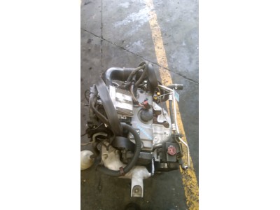 Motor PEUGEOT 206 2004