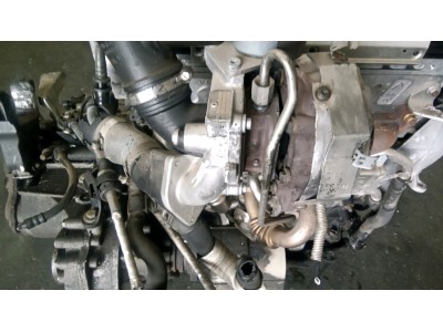 MOTOR CON ACCESORIOS SIN CAJA DE CAMBIOS AUDI A1 2014