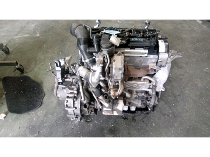 MOTOR CON ACCESORIOS SIN CAJA DE CAMBIOS AUDI A1 2014