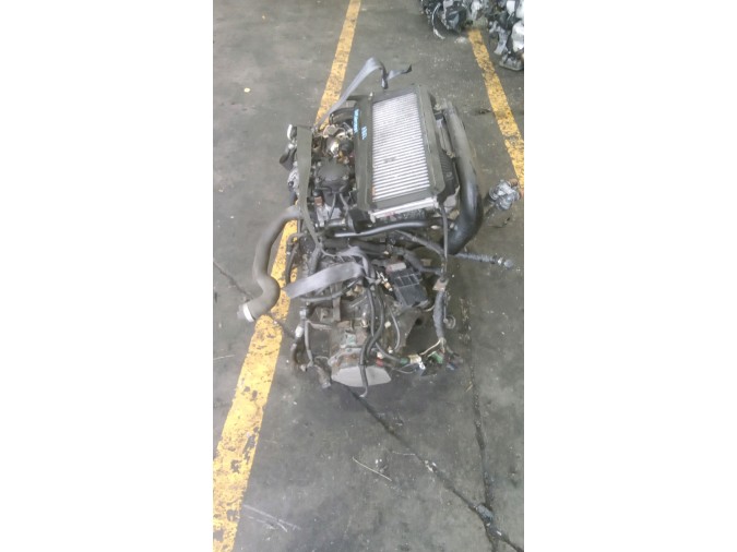 MOTOR CON ACCESORIOS Y CAJA DE CAMBIOS PEUGEOT 306 1998