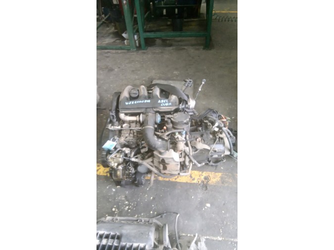 MOTOR CON ACCESORIOS Y CAJA DE CAMBIOS PEUGEOT PARTNER 2003