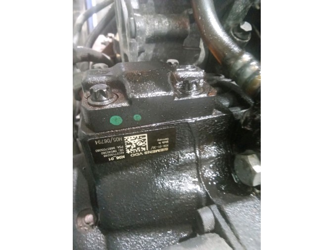 MOTOR CON ACCESORIOS Y CAJA DE CAMBIOS VOLVO S40 2007