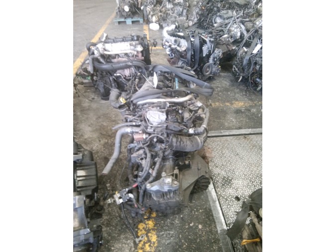 MOTOR CON ACCESORIOS Y CAJA DE CAMBIOS VOLVO S40 2007