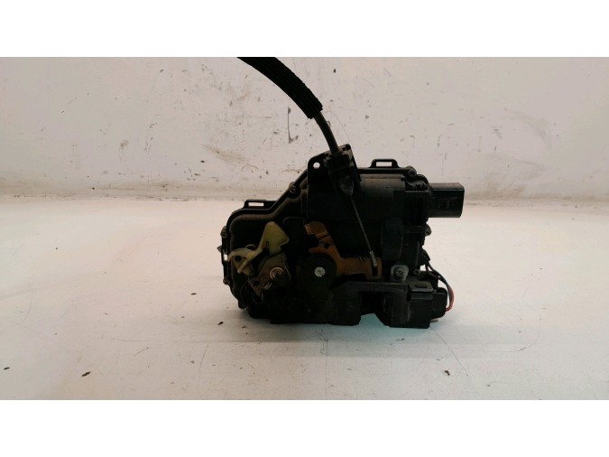 CERRADURA PUERTA TRASERA IZQUIERDA SKODA OCTAVIA 2001
