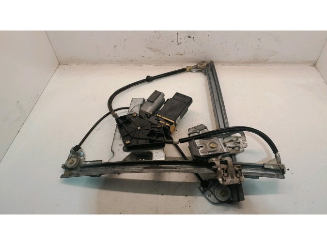 ELEVALUNAS DELANTERO IZQUIERDO SKODA OCTAVIA 2001