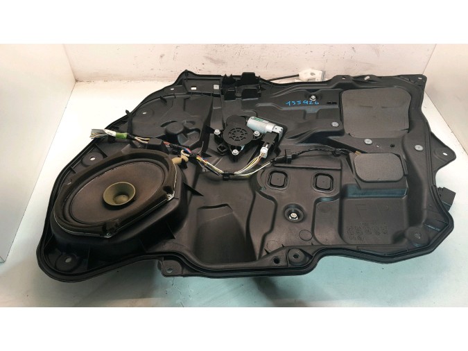ELEVALUNAS DELANTERO DERECHO MAZDA 3 2009