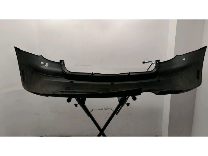PARAGOLPES TRASERO MERCEDES A 180 GRIS 2010
