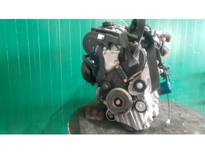 MOTOR CON ACCESORIOS SIN CAJA DE CAMBIOS PEUGEOT 406 2001
