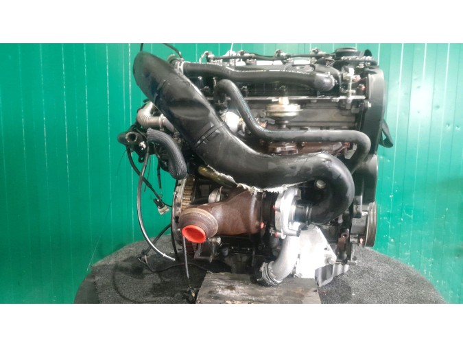 MOTOR CON ACCESORIOS SIN CAJA DE CAMBIOS PEUGEOT 406 2001