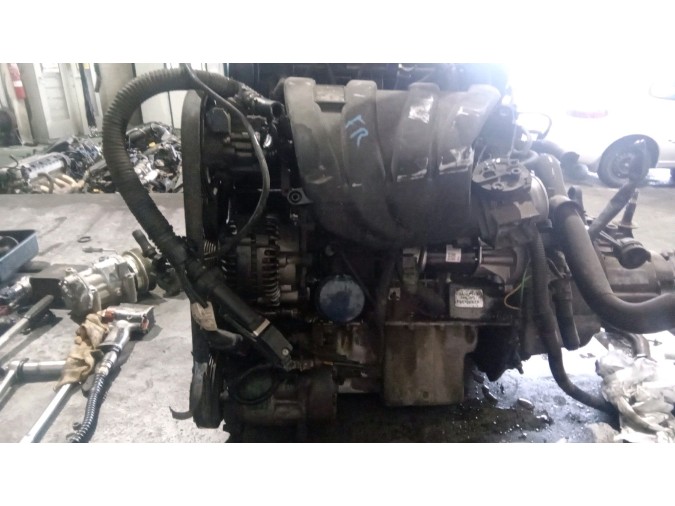 MOTOR CON ACCESORIOS Y CAJA DE CAMBIOS PEUGEOT 406 1998