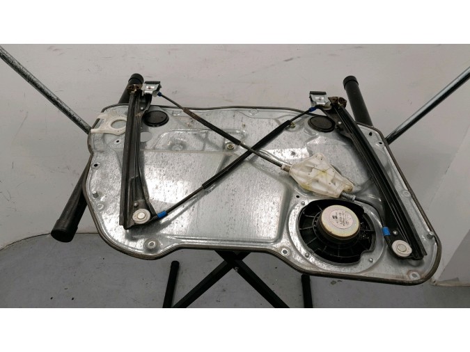ELEVALUNAS DELANTERO DERECHO SEAT IBIZA 2004
