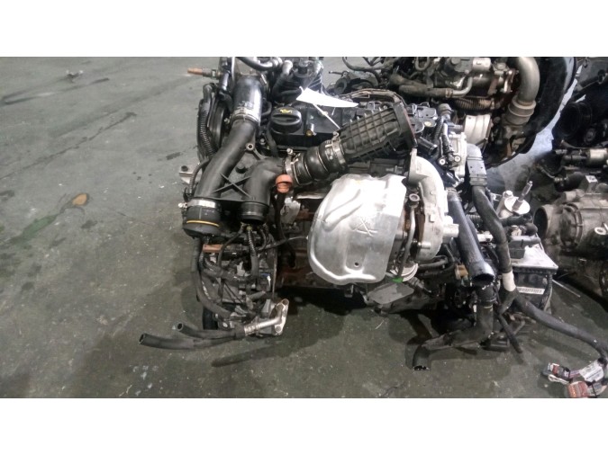 MOTOR CON ACCESORIOS SIN CAJA DE CAMBIOS CITROEN C4 2011