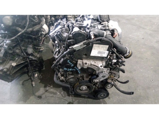 MOTOR CON ACCESORIOS SIN CAJA DE CAMBIOS CITROEN C4 2011