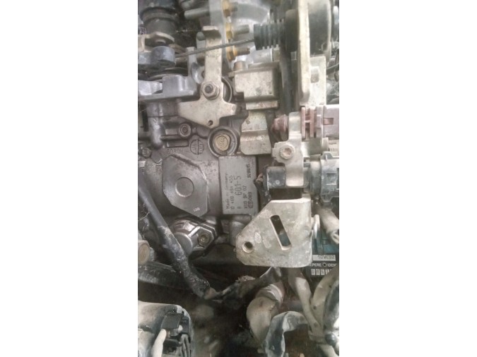 MOTOR CON ACCESORIOS Y CAJA DE CAMBIOS SUZUKI VITARA 1997