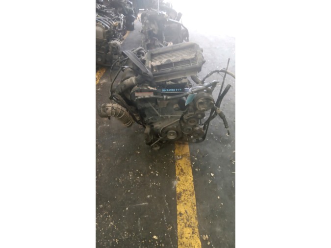 MOTOR CON ACCESORIOS Y CAJA DE CAMBIOS SUZUKI VITARA 1997