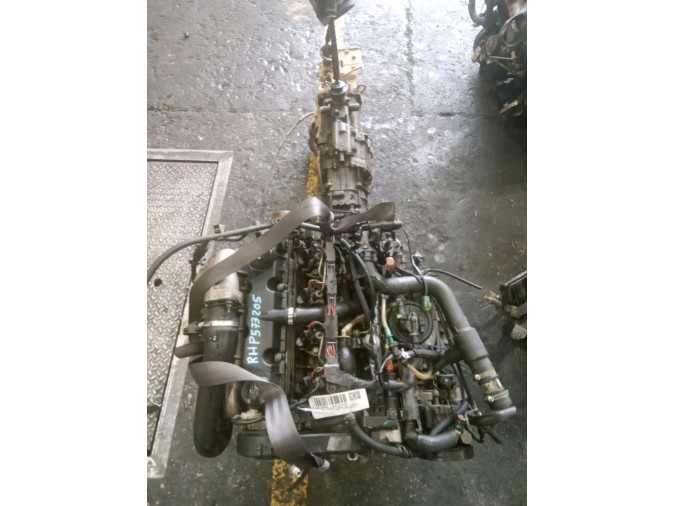 MOTOR CON ACCESORIOS SIN CAJA DE CAMBIOS SUZUKI VITARA 1997