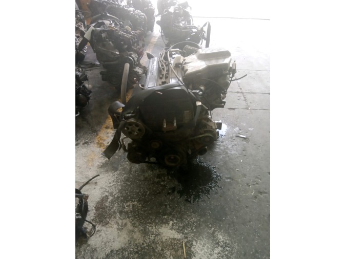 MOTOR CON ACCESORIOS Y CAJA DE CAMBIOS HONDA CR-V 1999