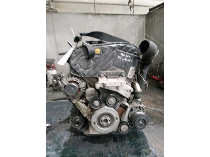 MOTOR CON ACCESORIOS Y CAJA DE CAMBIOS OPEL ZAFIRA