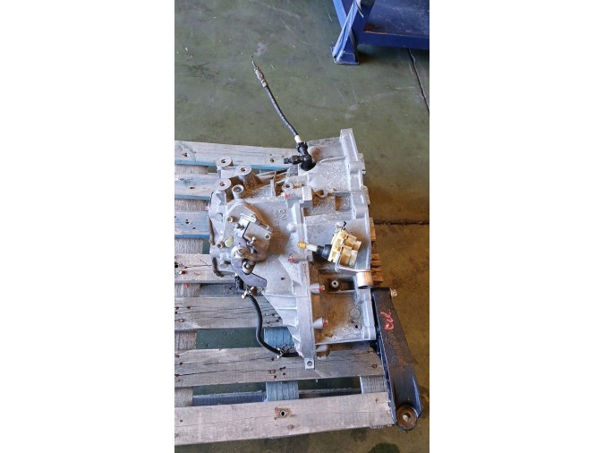CAJA CAMBIOS OPEL ZAFIRA 2006