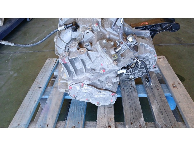 CAJA CAMBIOS OPEL ZAFIRA 2006