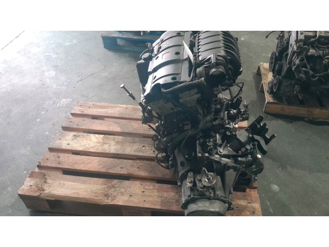 MOTOR CON ACCESORIOS Y CAJA DE CAMBIOS CITROEN XSARA PICASSO 2007