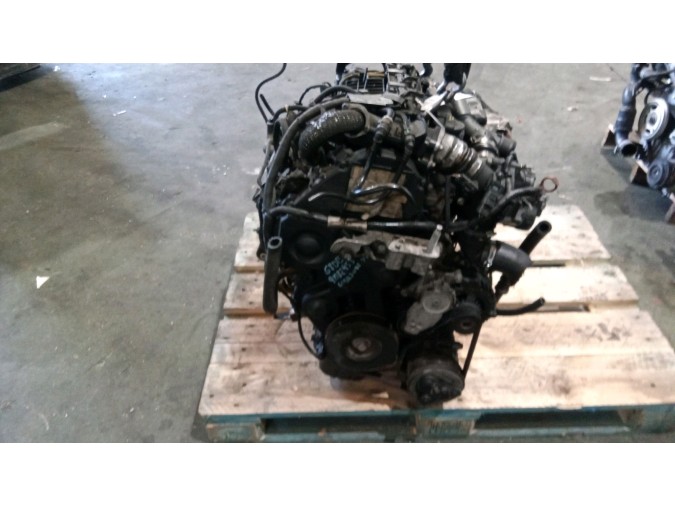 MOTOR CON ACCESORIOS Y CAJA DE CAMBIOS FORD C-MAX 2009