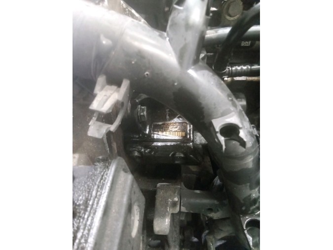 MOTOR CON ACCESORIOS Y CAJA DE CAMBIOS CITROEN XSARA PICASSO 2005
