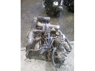 MOTOR CON ACCESORIOS SIN CAJA DE CAMBIOS PEUGEOT 406 1998